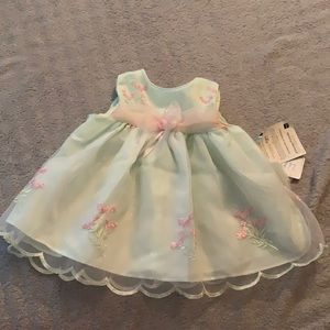 Beautiful NWT vintage baby princess dress mint grn